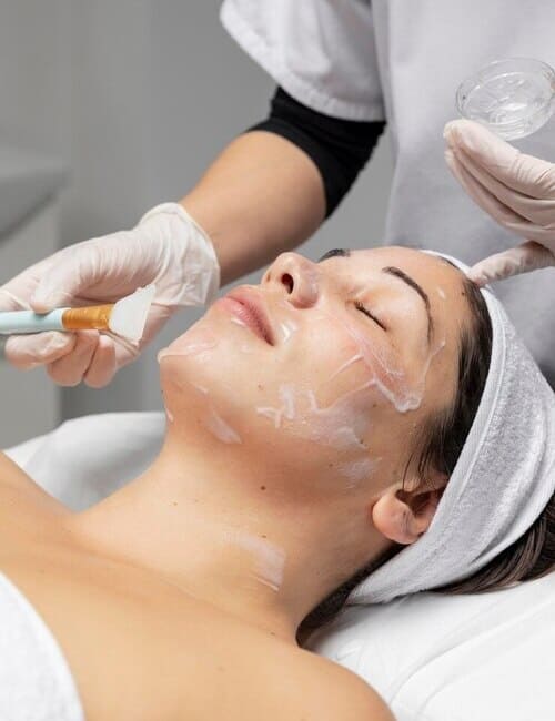 woman-having-facial-treatment_2